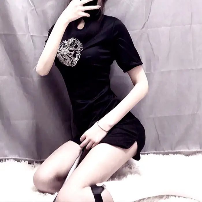 年兽 海报